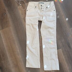 Express Precision Fit White Denim Jeans Sz 3/4